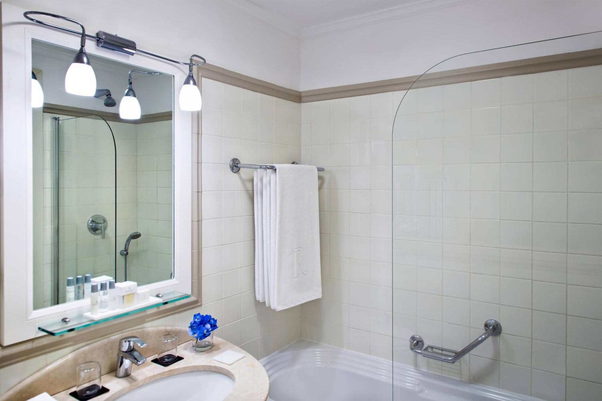Renaissance Mediterraneo 4* Napoli