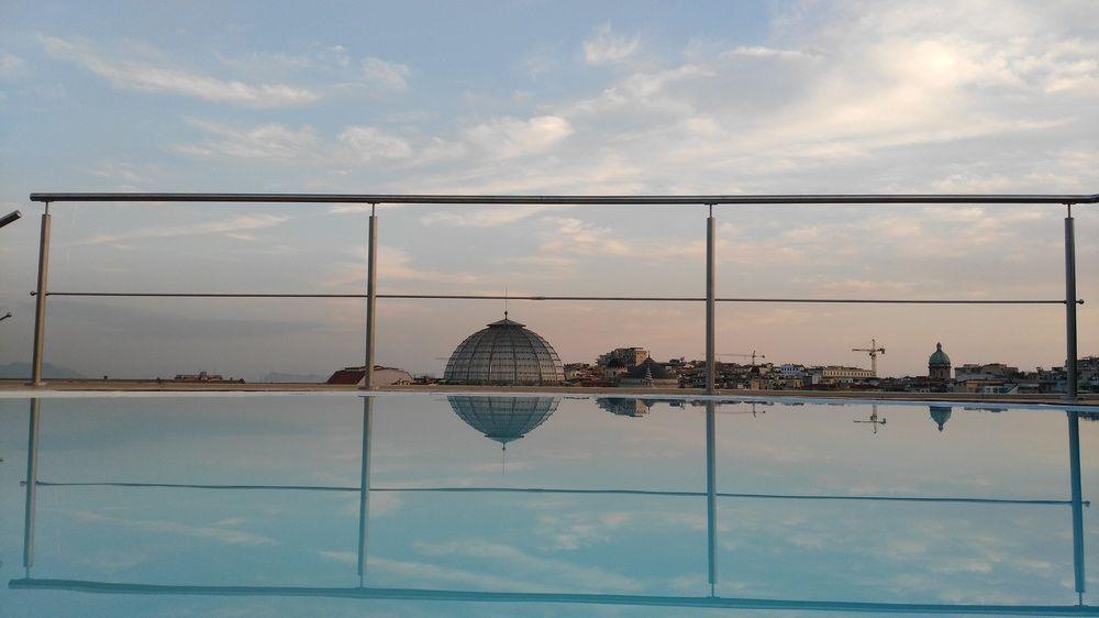 Renaissance Mediterraneo Hotel Napels