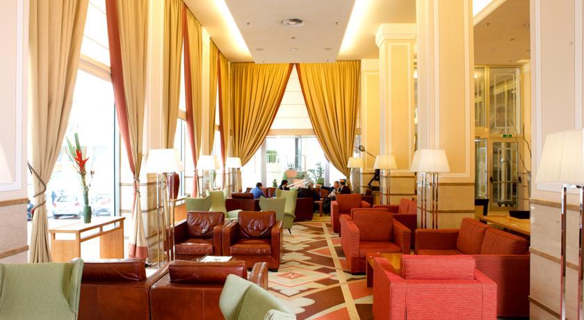 Hotel Renaissance Mediterraneo Napels
