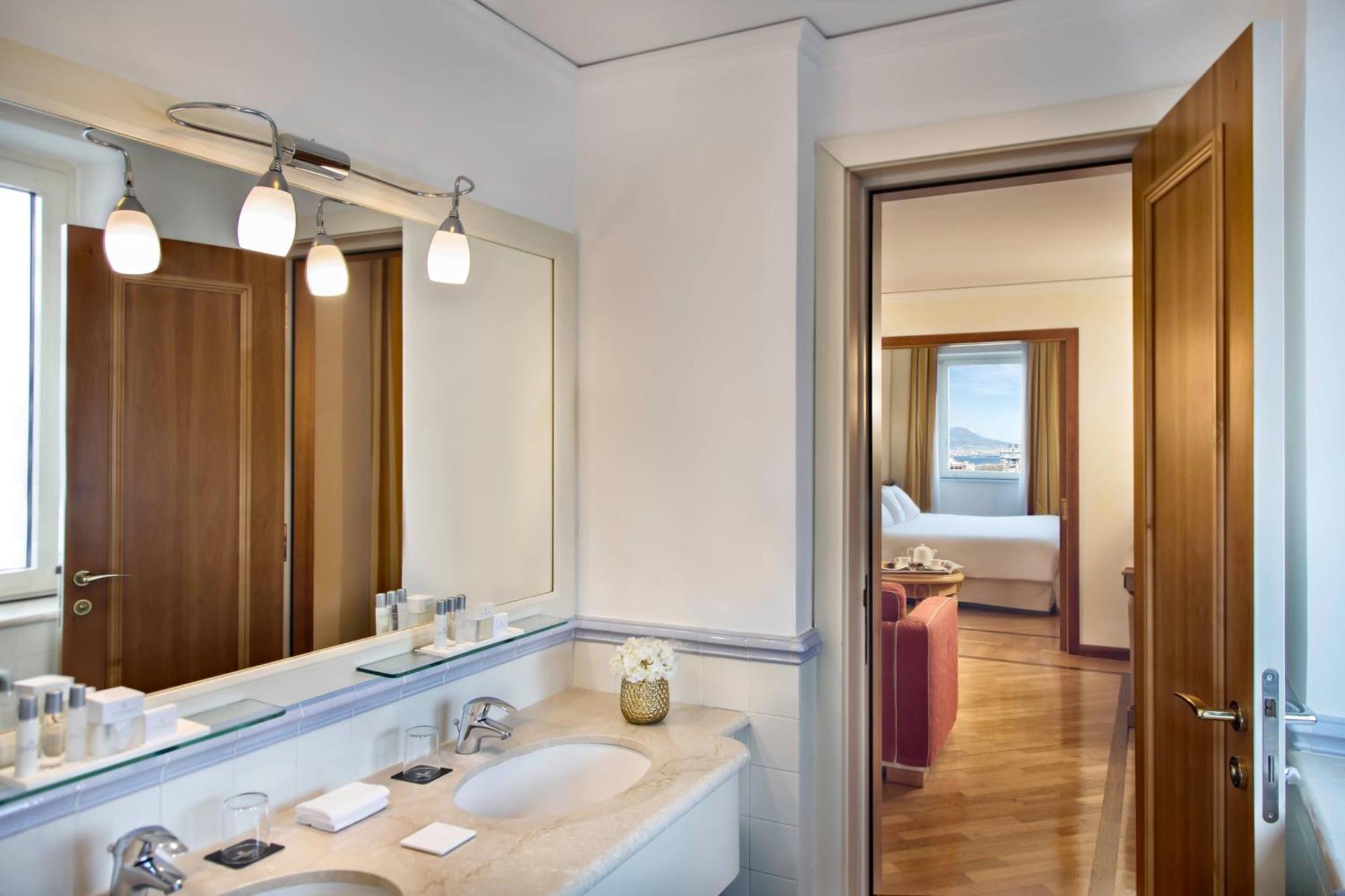Renaissance Mediterraneo Napels