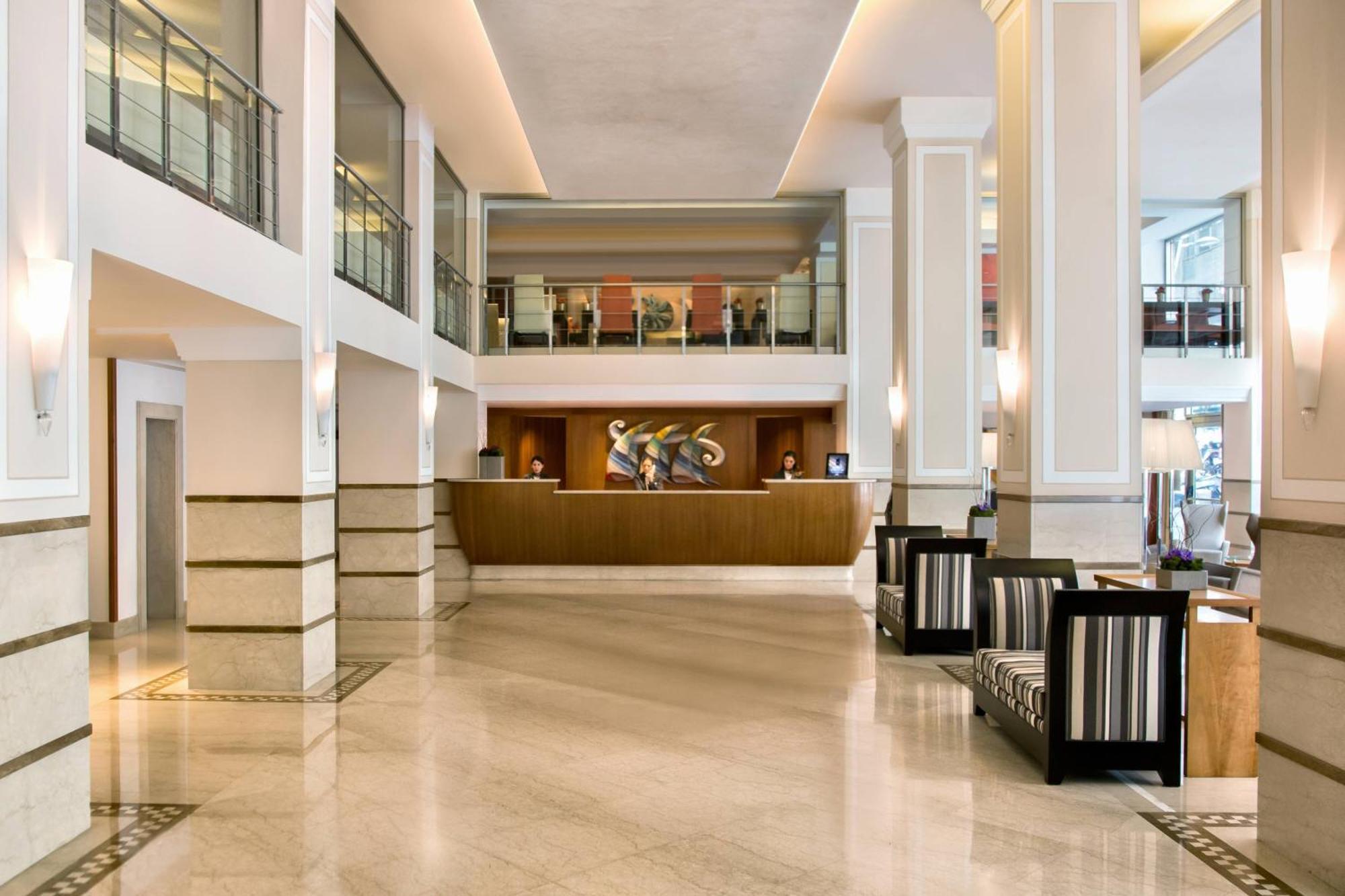 Renaissance Mediterraneo 4* Napels